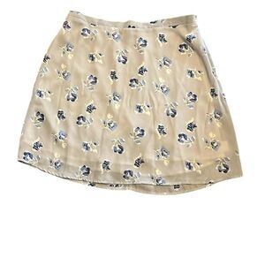 Hillary & Hanson Woman Lined Floral Skirt in Gray, Blue and White